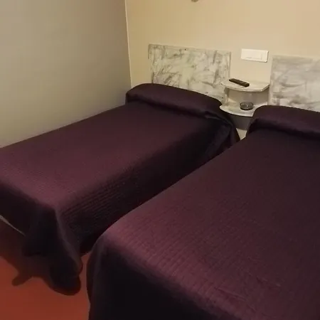 Le Chemin Neuf Hotel