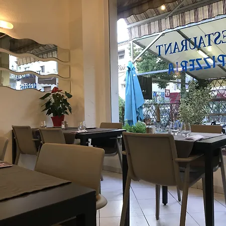 Le Chemin Neuf Hotel